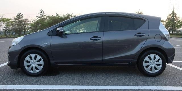 2013 TOYOTA AQUA S